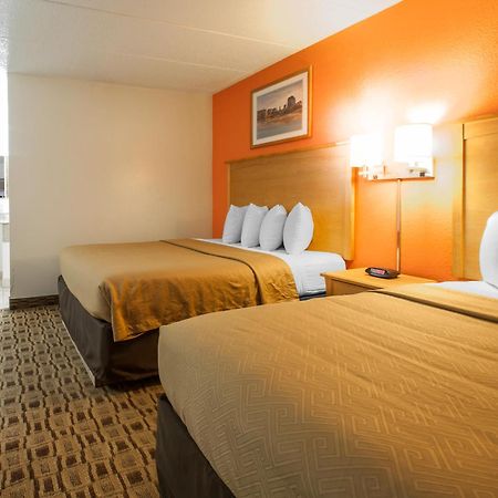 Econo Lodge Kansas City Downtown North Экстерьер фото
